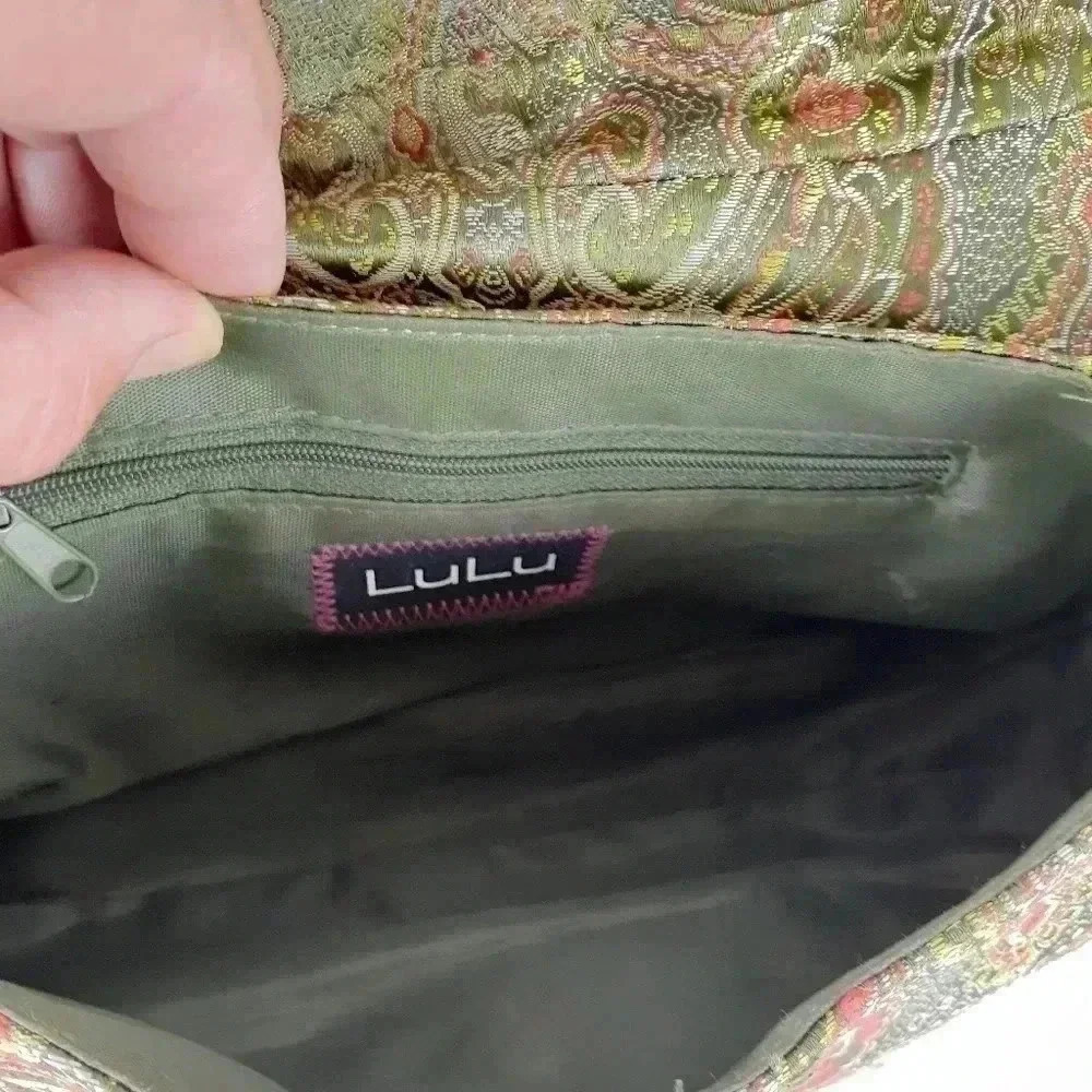 LULU  Purse - Picture 12 of 14